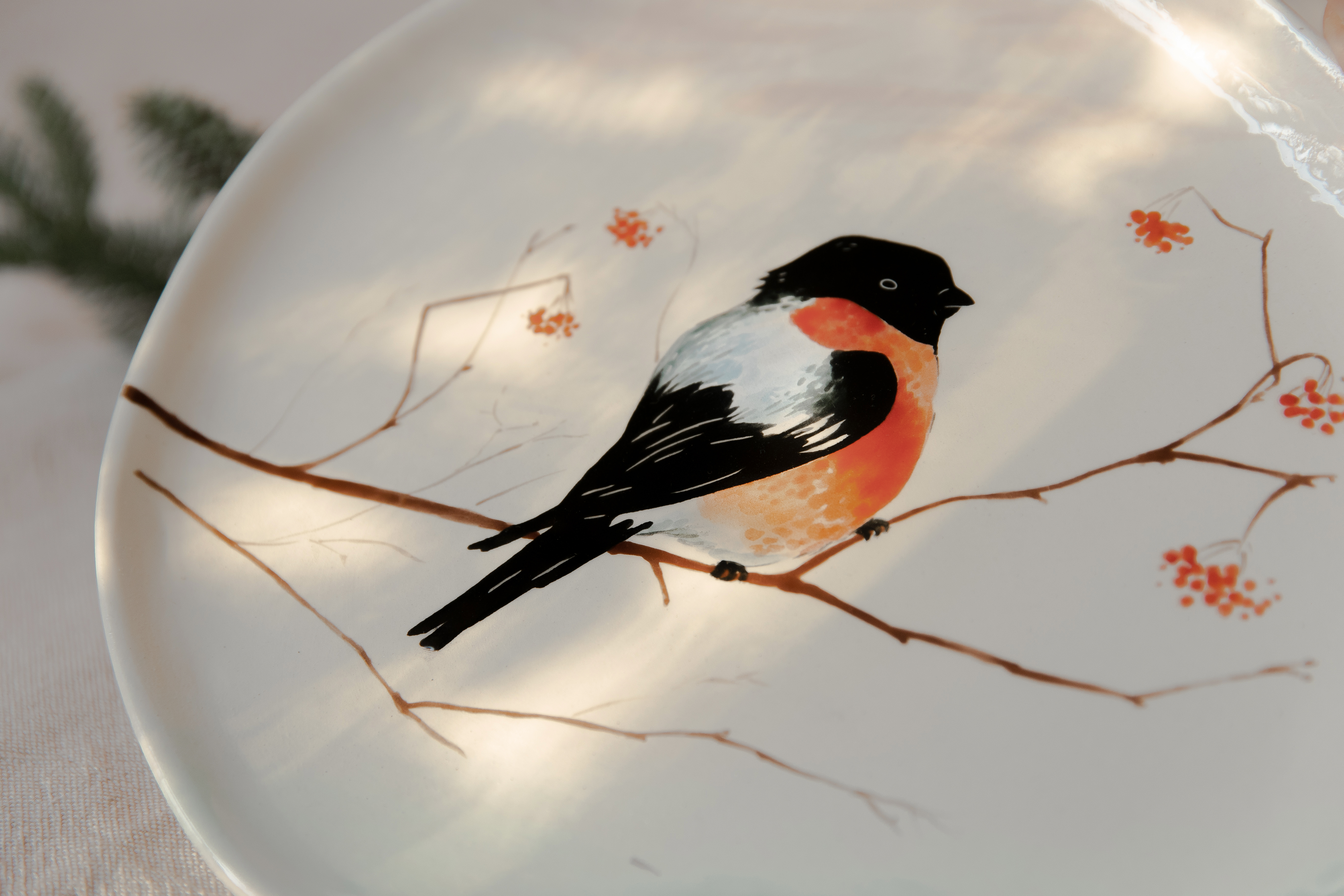 Расписная тарелка фото 3